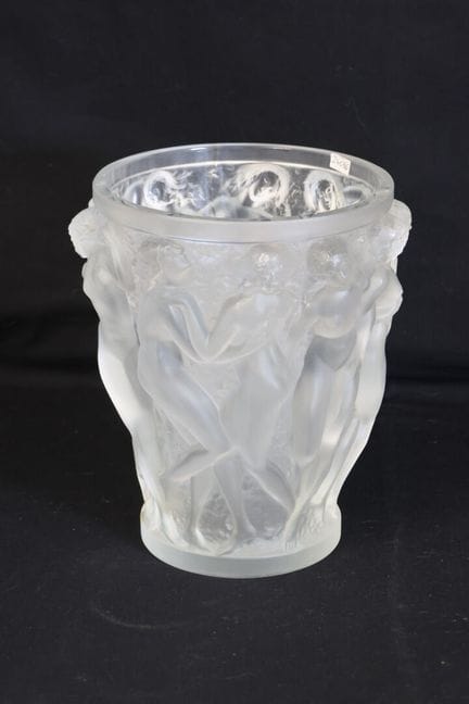 LALIQUE Francia. Modello "Bacchantes" creato nel 1