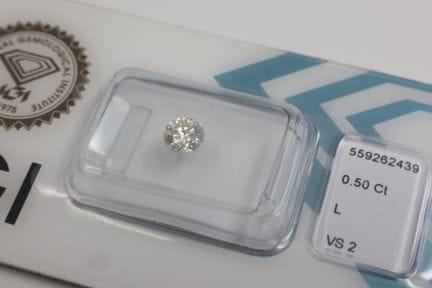 Diamante en papel, talla brillante, de aproximadam