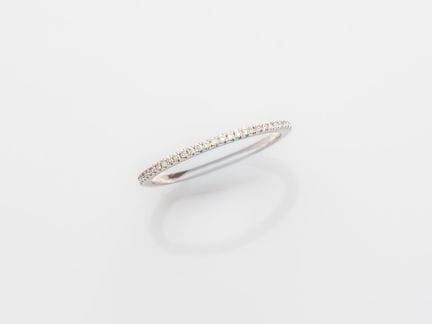 Delicate 750°/°° (18K) white gold wedding band, se