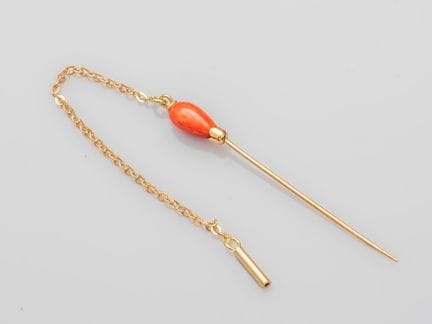 Zierliche Krawattennadel aus 750°/°° (18 K) Gelbgo