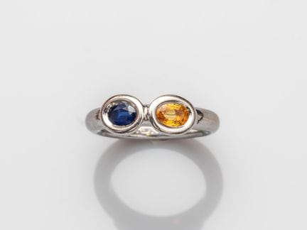 CHAUMET, bague vintage Toi et Moi en or gris 750°/