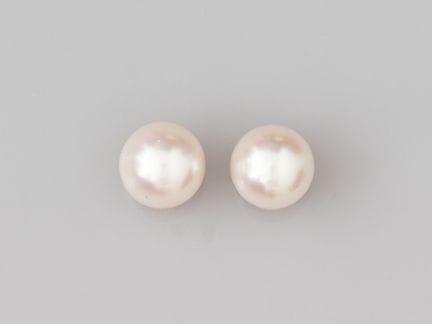 Pair of 750°/°° (18K) yellow gold earrings, each s