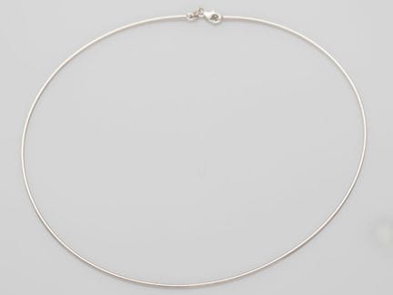 750°/°° (18K) white gold necklace with a snake-lin