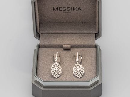 MESSIKA, pair of Eden earrings in 750°/°° (18K) wh