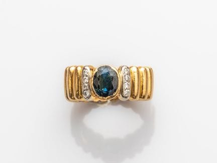 Vintage-Bandring mit Godron-Verzierung aus 750°/°°