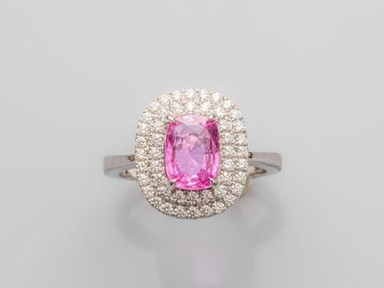 Ring aus 750°/°° (18 K) Weißgold, besetzt mit eine