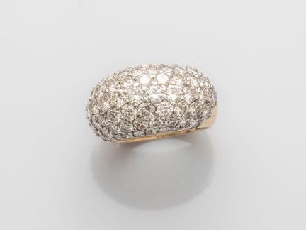 Gewölbter Bandring aus 750°/°° (18 K) Zweifarbgold