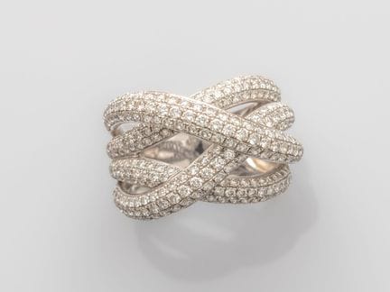 Durchbrochener Turban-Ring aus 750°/°° (18 K) Weiß