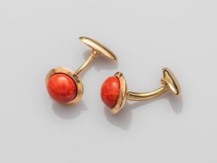 Pair of 750°/°° (18K) yellow gold cufflinks, set w