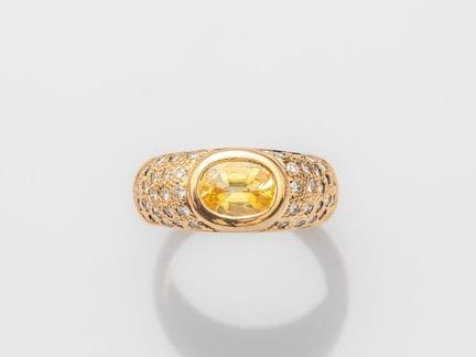 Bague en or jaune 585°/°° (14K), sertie d'un saphi