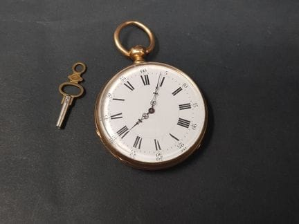 Orologio da tasca in oro giallo 750e con chiave, c