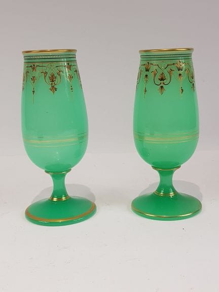 Pair of vases on pedestals, made of green opaline 