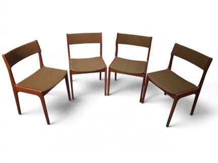 KS MOBLER Éditeur - Quatre chaises en tech marquée