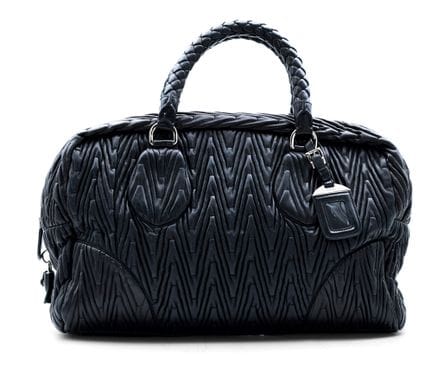 *PRADA 
Borsa a braccio in pelle goffrata nera, de