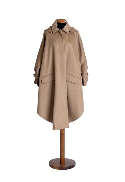 *MAX MARA
Cappotto/mantella in lana di cammello na