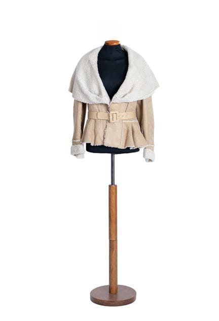 *LOUIS VUITTON 
Giacca corta in pelle di agnello c
