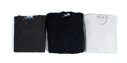 *FEDELI
Set di tre maglioni girocollo in cashmere: