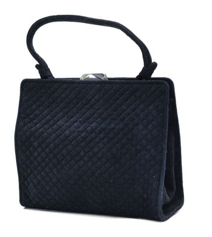 *BOTTEGA VENETA
Borsa in pelle scamosciata trapunt