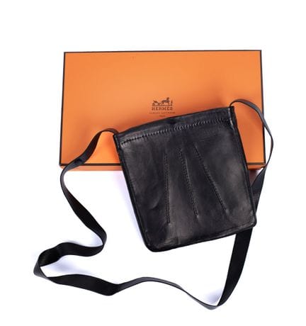 *HERMÈS
Toudou black leather shoulder bag, push-lo