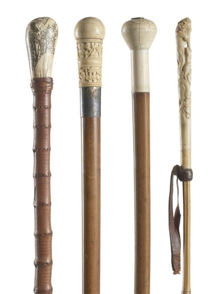 Arte de los siglos XIX y XX. Cuatro bastones con e