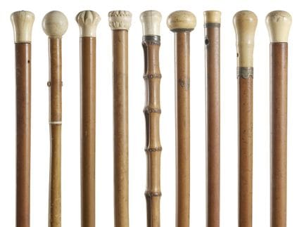 Arte de los siglos XIX y XX. Nueve bastones con em