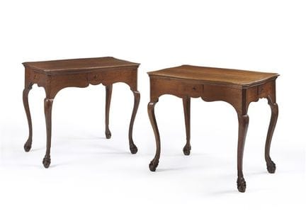 Paire de tables à cartes en noyer avec plateaux pr