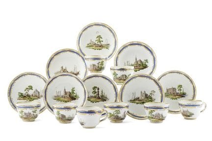 Manufacture de Vienne, XIXe siècle. Ensemble de hu