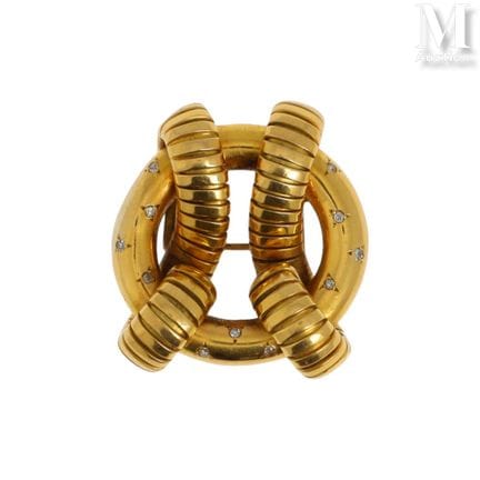 Clip diamants
Clip de revers en or jaune 18K (750°