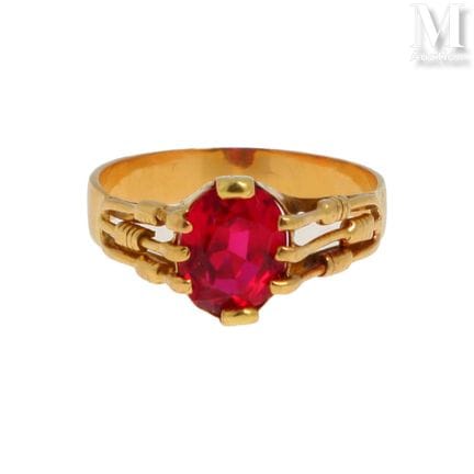 Rubinring
Ring aus 18 Karat Gelbgold (750°/°°), ve