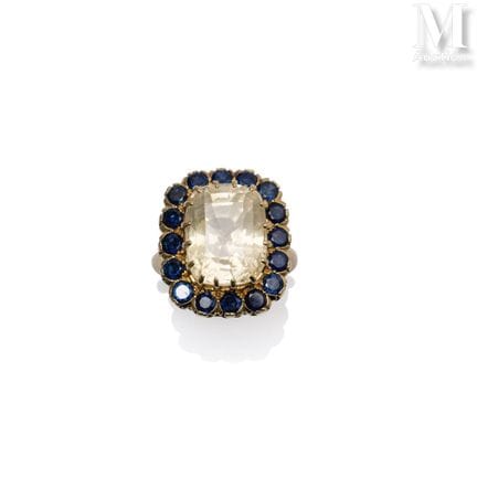 Saphirring
Ring aus 18 Karat Gelbgold (750er) mit 