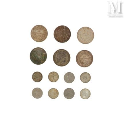 Lot de pièces en argent comprenant : 
- 4 x 10 FF 