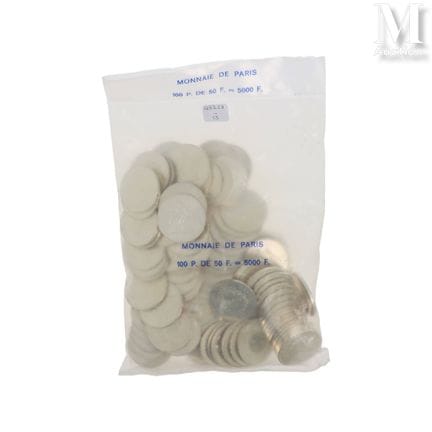 Lot de pièces en argent sous plastique comprenant 