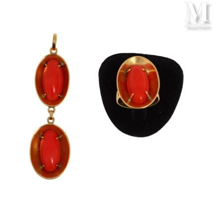 A set of 18K yellow gold (750°/°°) jewelry consist
