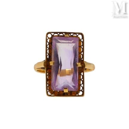 18k yellow gold (750°/°°) amethyst ring. 
Gross we