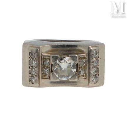 Bague Tank en platine (950°/°°), à décor géométriq