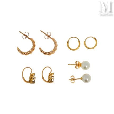 Pair of 18K white and yellow gold (750°/°°) hoop e