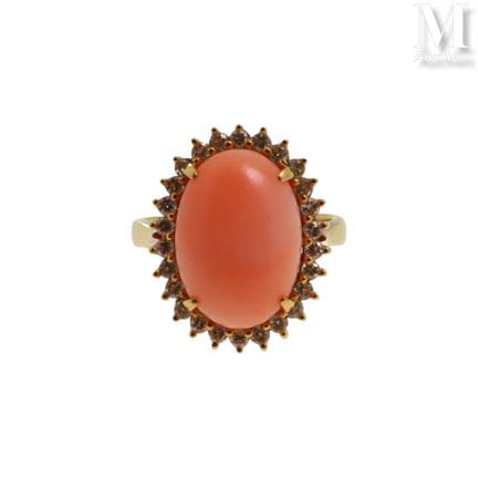 Korallenring
Ring aus 18 Karat Gelbgold (750°/°°) 