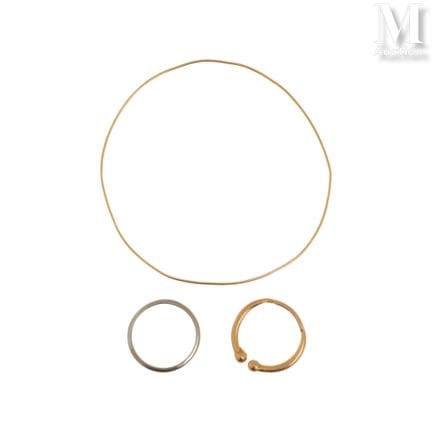 Set of jewelry in three shades of 18K gold (750°/°