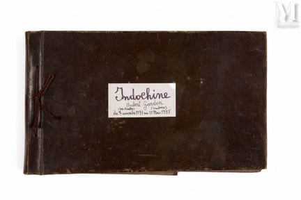 FRANCE, Vers 1930
Album de photographies
Comprenan