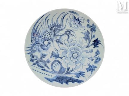 CHINE, XIXe siècle
Assiette en porcelaine bleu et 