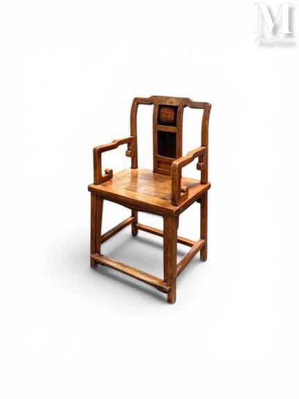 CHINE, première moitié du XXème siècle
Fauteuil en