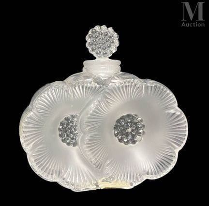 LALIQUE, Francia
Frasco de perfume «Deux Fleurs». 