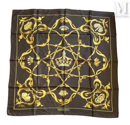 HERMÈS PARIS
Printed silk carré, “Crown” pattern d