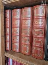 PLUTARCH - Lives of the Noble Greeks and Romans
4 