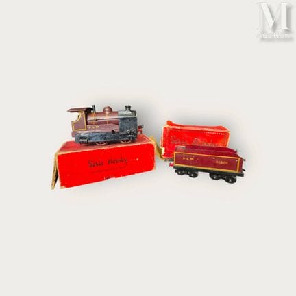HORNBY Meccano
Lokomotive aus lithografiertem Blec