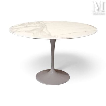 Eero SAARINEN (1910–1961) &amp; KNOLL INTERNATIONA