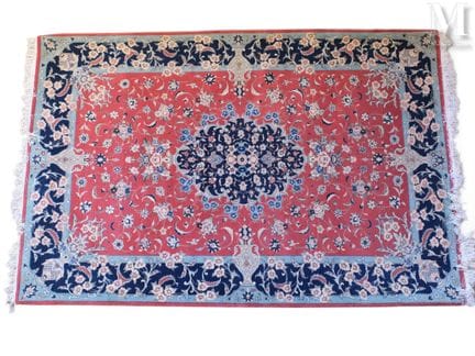 IRAN: Wool carpet. 20th century
Wool carpet featur