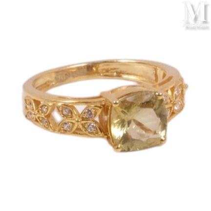 Silver and vermeil (925°/°°) ring set with a green
