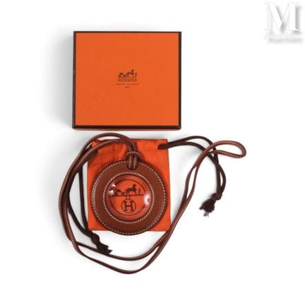 HERMES: Magnifying Glass
HERMES magnifying glass i