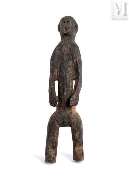 ÁFRICA
Maternidad
con rostro estilizado
Madera dur